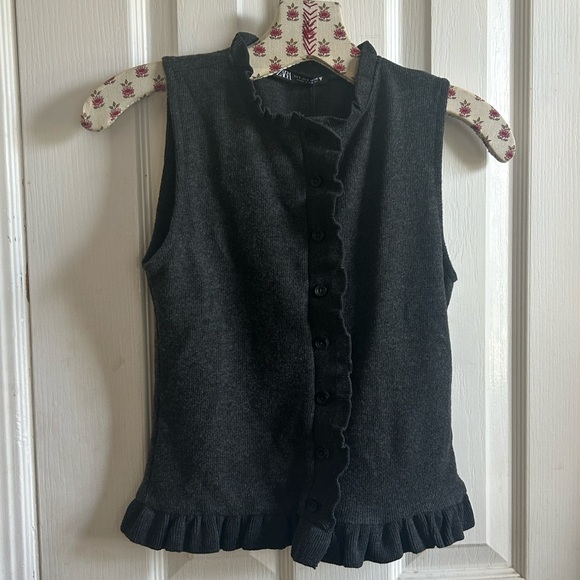 NWT Zara Charcoal Sleeveless Ruffle Top - Picture 1 of 6